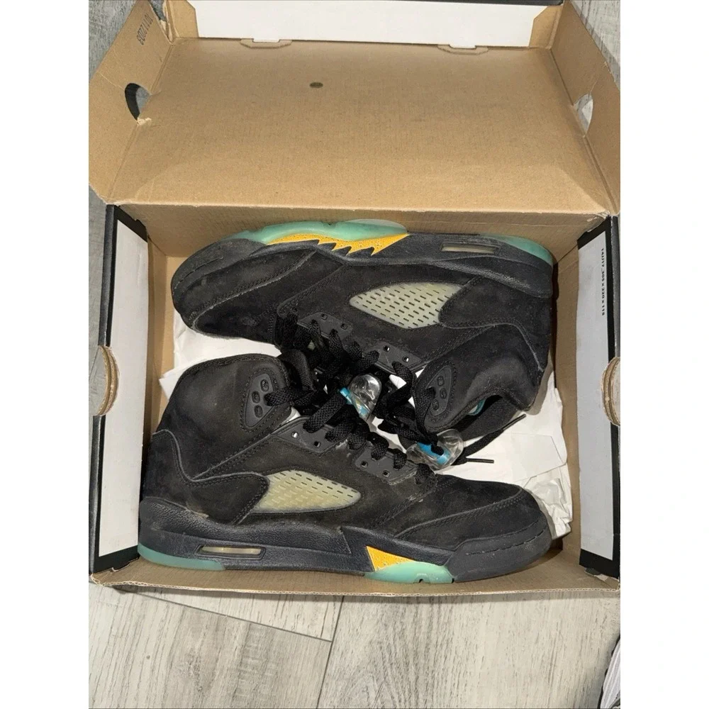 Jordan 5 Retro Mid‎ Aqua Sneakers Size 7Y